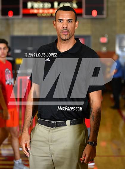 Thumbnail 1 in Chino Hills vs. Bishop Gorman (Nike Extravaganza) photogallery.
