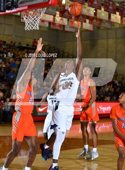 Thumbnail 2 in Chino Hills vs. Bishop Gorman (Nike Extravaganza) photogallery.