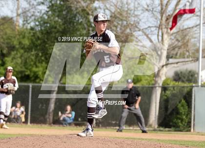 Thumbnail 2 in St. Francis @ Crespi photogallery.