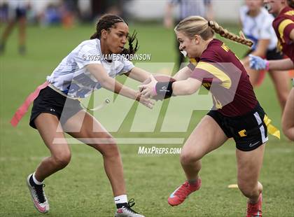 Thumbnail 3 in Stanton vs West Nassau (Jaguars Preseason Classic) photogallery.