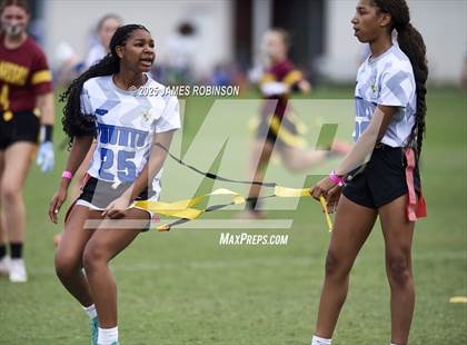 Thumbnail 3 in Stanton vs West Nassau (Jaguars Preseason Classic) photogallery.
