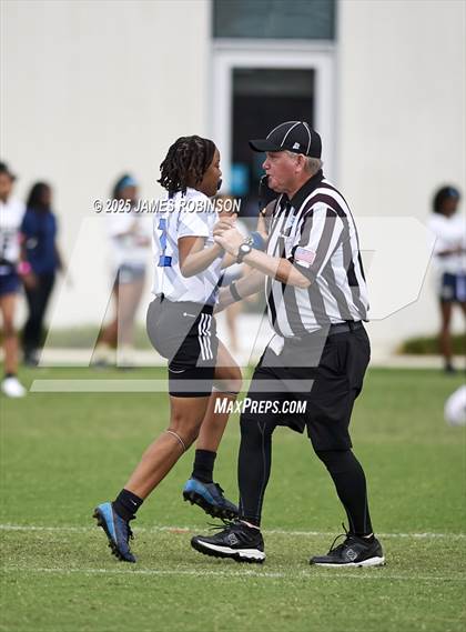 Thumbnail 2 in Stanton vs West Nassau (Jaguars Preseason Classic) photogallery.