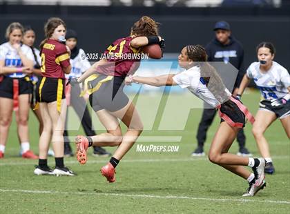 Thumbnail 2 in Stanton vs West Nassau (Jaguars Preseason Classic) photogallery.