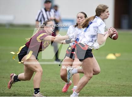 Thumbnail 2 in Stanton vs West Nassau (Jaguars Preseason Classic) photogallery.