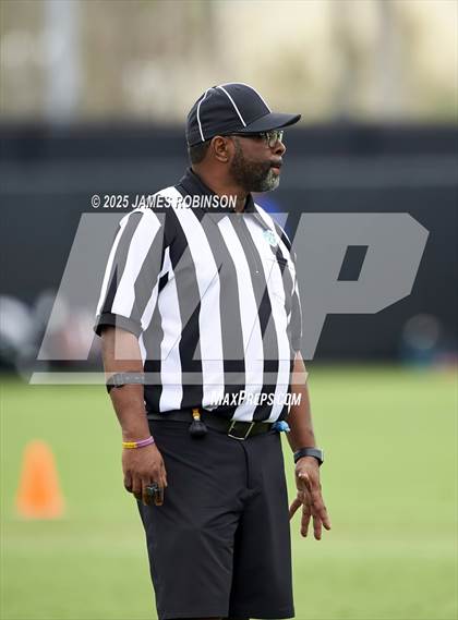 Thumbnail 2 in Stanton vs West Nassau (Jaguars Preseason Classic) photogallery.
