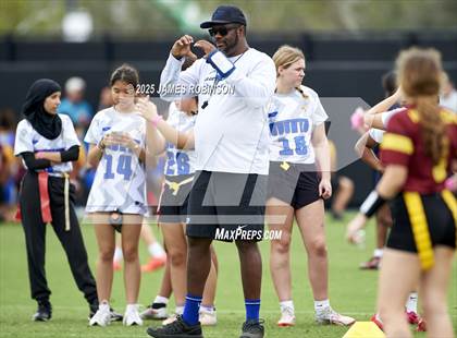 Thumbnail 3 in Stanton vs West Nassau (Jaguars Preseason Classic) photogallery.