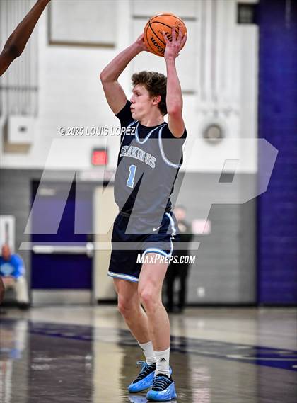 Thumbnail 3 in Corona del Mar @ Rancho Cucamonga (CIF SS DIV 1 Playoffs) photogallery.