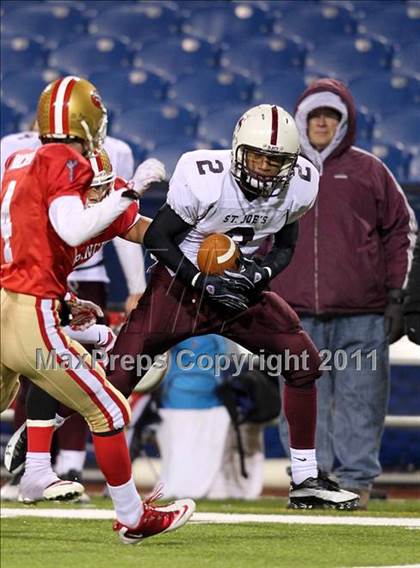 Thumbnail 3 in St. Joseph's Collegiate Institute vs. St. Francis (MMAA Finals) photogallery.