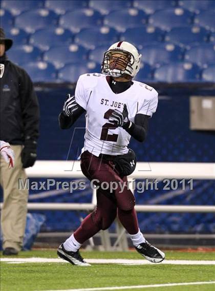 Thumbnail 2 in St. Joseph's Collegiate Institute vs. St. Francis (MMAA Finals) photogallery.
