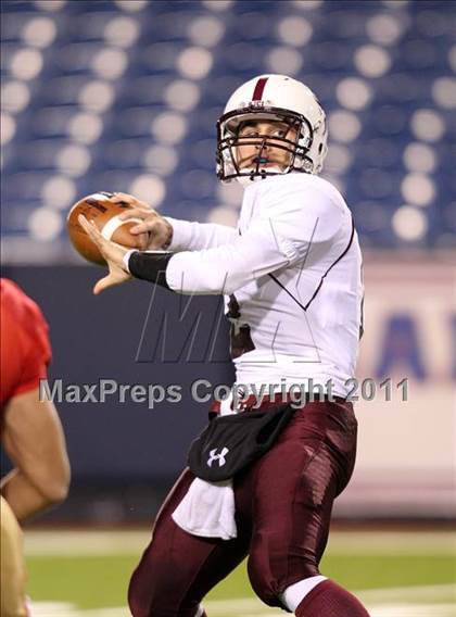 Thumbnail 3 in St. Joseph's Collegiate Institute vs. St. Francis (MMAA Finals) photogallery.