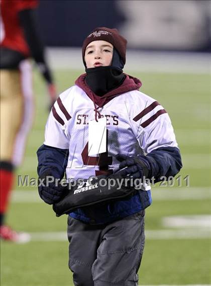 Thumbnail 3 in St. Joseph's Collegiate Institute vs. St. Francis (MMAA Finals) photogallery.