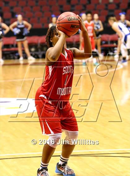 Thumbnail 1 in Valley Christian vs. South Mountain (AIA D3 Final) photogallery.