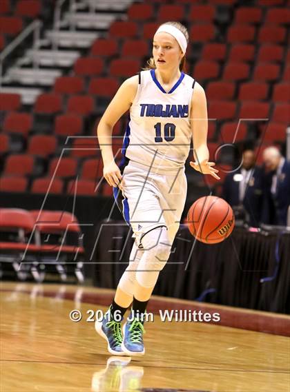 Thumbnail 2 in Valley Christian vs. South Mountain (AIA D3 Final) photogallery.
