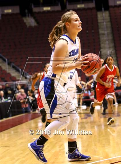 Thumbnail 3 in Valley Christian vs. South Mountain (AIA D3 Final) photogallery.