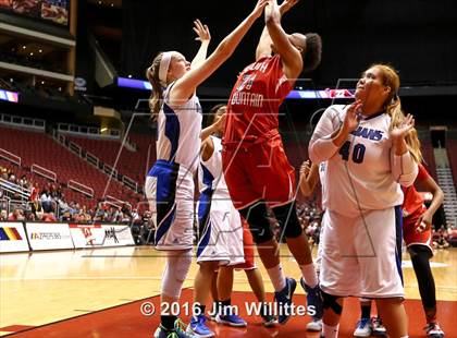 Thumbnail 1 in Valley Christian vs. South Mountain (AIA D3 Final) photogallery.