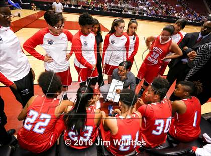 Thumbnail 2 in Valley Christian vs. South Mountain (AIA D3 Final) photogallery.