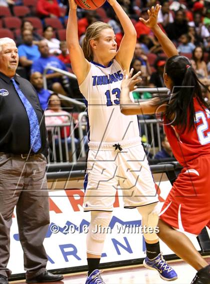 Thumbnail 2 in Valley Christian vs. South Mountain (AIA D3 Final) photogallery.