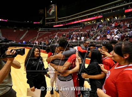 Thumbnail 3 in Valley Christian vs. South Mountain (AIA D3 Final) photogallery.