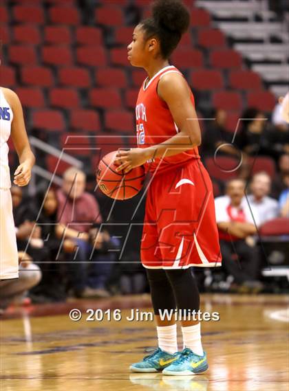Thumbnail 1 in Valley Christian vs. South Mountain (AIA D3 Final) photogallery.