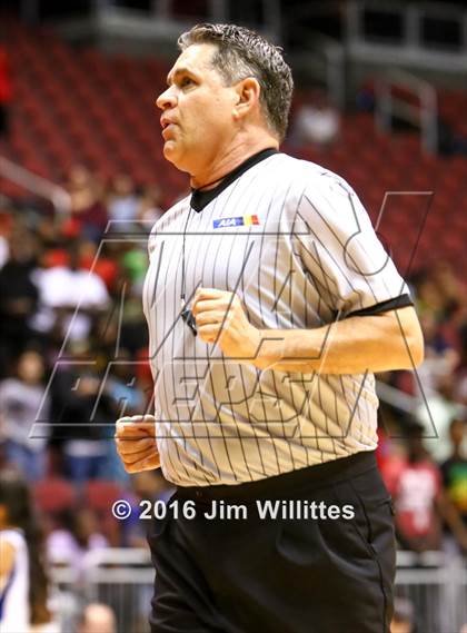 Thumbnail 3 in Valley Christian vs. South Mountain (AIA D3 Final) photogallery.