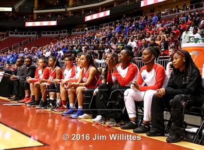 Thumbnail 1 in Valley Christian vs. South Mountain (AIA D3 Final) photogallery.