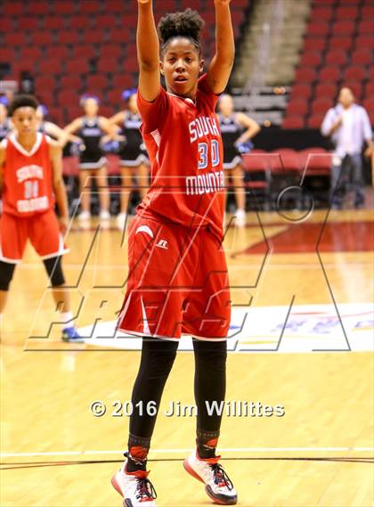 Thumbnail 1 in Valley Christian vs. South Mountain (AIA D3 Final) photogallery.