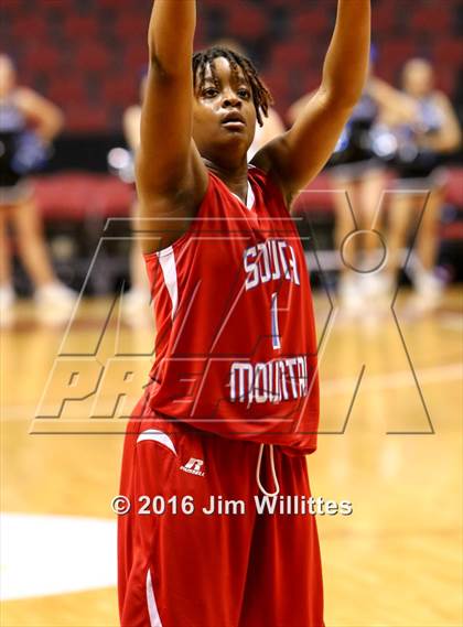 Thumbnail 3 in Valley Christian vs. South Mountain (AIA D3 Final) photogallery.