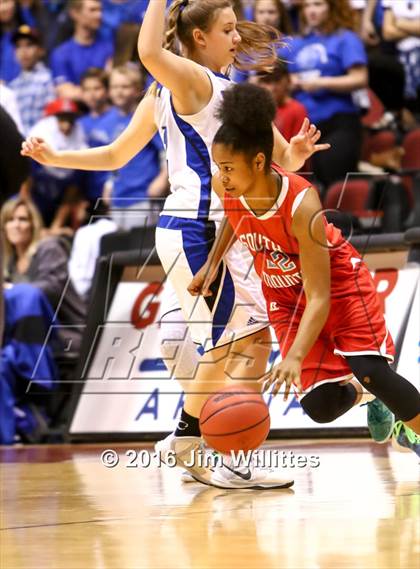 Thumbnail 1 in Valley Christian vs. South Mountain (AIA D3 Final) photogallery.