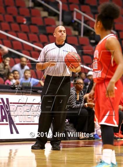 Thumbnail 2 in Valley Christian vs. South Mountain (AIA D3 Final) photogallery.