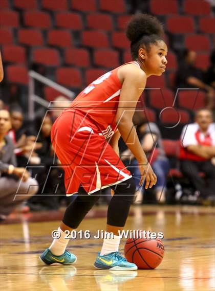 Thumbnail 3 in Valley Christian vs. South Mountain (AIA D3 Final) photogallery.