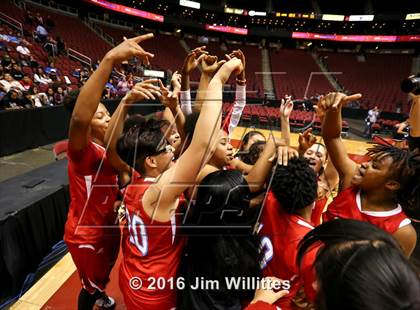 Thumbnail 2 in Valley Christian vs. South Mountain (AIA D3 Final) photogallery.