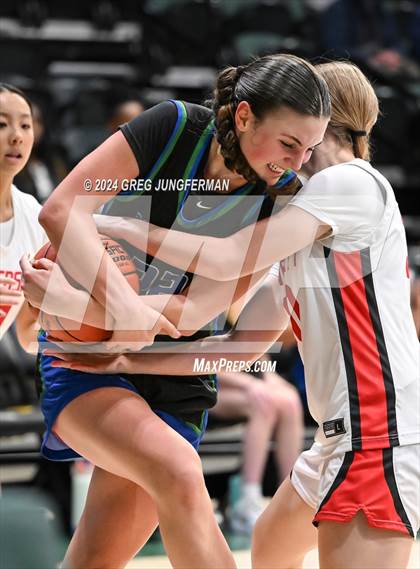 Thumbnail 2 in University vs. Branson (University of San Francisco - Memorial Gym) photogallery.