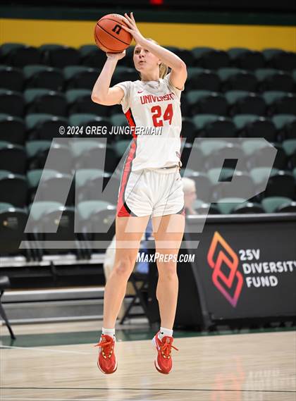 Thumbnail 2 in University vs. Branson (University of San Francisco - Memorial Gym) photogallery.