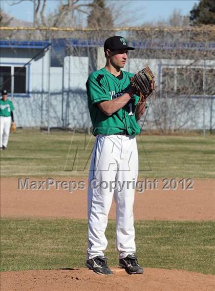Thumbnail 3 in Vasquez @ Tehachapi photogallery.