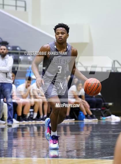 Thumbnail 1 in Wylie East vs. Athens (Kaufman Holiday Tournament) photogallery.
