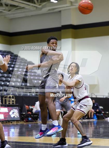 Thumbnail 3 in Wylie East vs. Athens (Kaufman Holiday Tournament) photogallery.