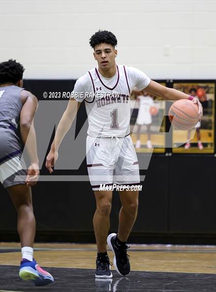Thumbnail 2 in Wylie East vs. Athens (Kaufman Holiday Tournament) photogallery.