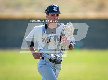 Thumbnail 1 in Riverton @ Mountain Ridge photogallery.