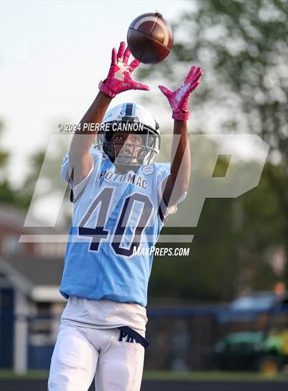 Thumbnail 2 in Potomac Senior @ Osbourn photogallery.