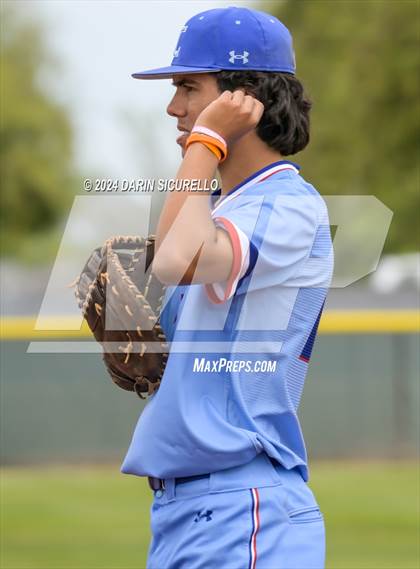Thumbnail 3 in Dakota Ridge vs. Crismon (Coach Bob National Invitational) photogallery.
