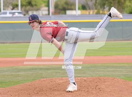 Thumbnail 2 in Dakota Ridge vs. Crismon (Coach Bob National Invitational) photogallery.