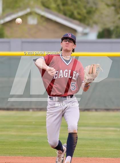 Thumbnail 3 in Dakota Ridge vs. Crismon (Coach Bob National Invitational) photogallery.