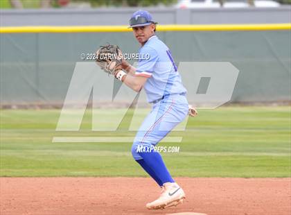 Thumbnail 1 in Dakota Ridge vs. Crismon (Coach Bob National Invitational) photogallery.
