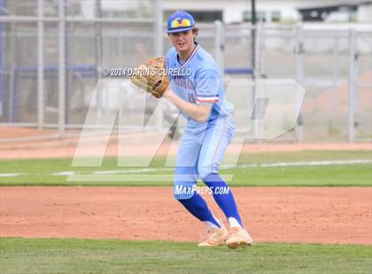 Thumbnail 2 in Dakota Ridge vs. Crismon (Coach Bob National Invitational) photogallery.