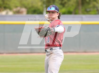 Thumbnail 2 in Dakota Ridge vs. Crismon (Coach Bob National Invitational) photogallery.