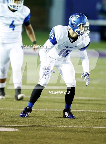Thumbnail 3 in Fayetteville vs. Conway (AAA 7A Quarterfinal) photogallery.
