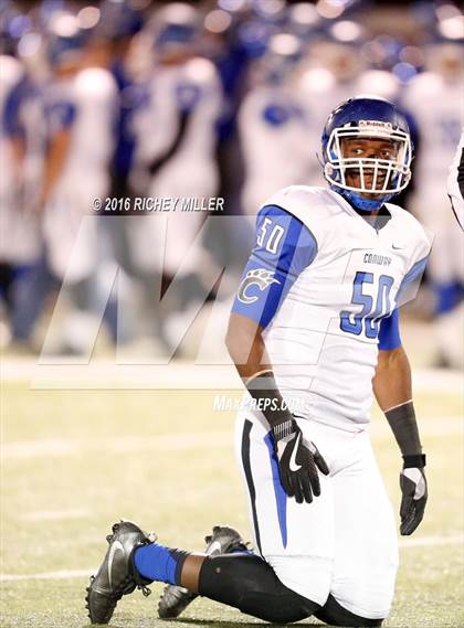 Thumbnail 1 in Fayetteville vs. Conway (AAA 7A Quarterfinal) photogallery.