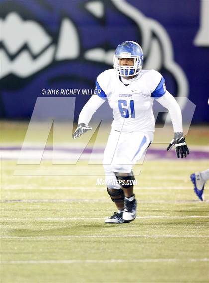Thumbnail 3 in Fayetteville vs. Conway (AAA 7A Quarterfinal) photogallery.