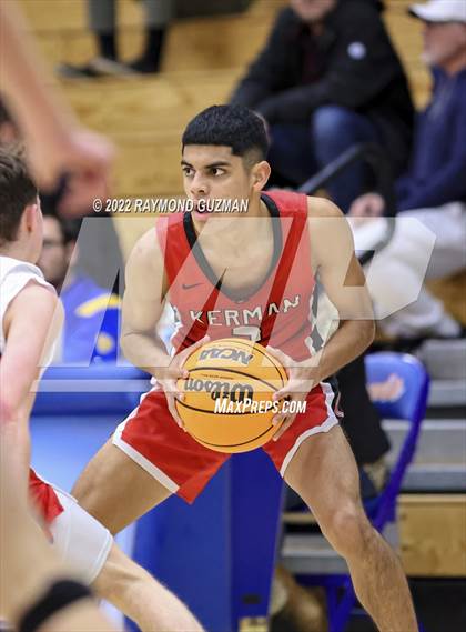 Thumbnail 2 in Buchanan vs. Kerman photogallery.