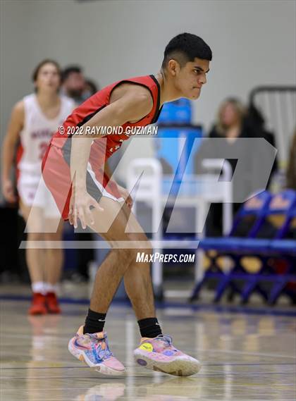 Thumbnail 3 in Buchanan vs. Kerman photogallery.